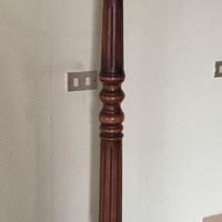 Attaccapanni da terra in legno massello