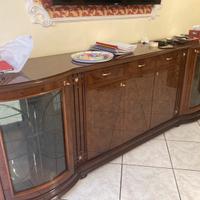 Elegante madia in legno finitura noce