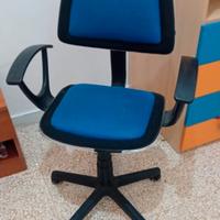 Sedia girevole da ufficio o da gioco 