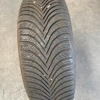 N.4 Pneumatici auto piu cerchio ferro