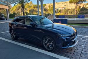 Maserati Levante V6 AWD Granlusso