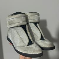 Scarpe simili a margiela future