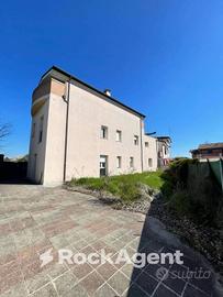 VILLA IN COSTRUZIONE A MALBORGHETTO DI BOARA