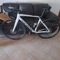  Bici da corsa Merida scultura 6000