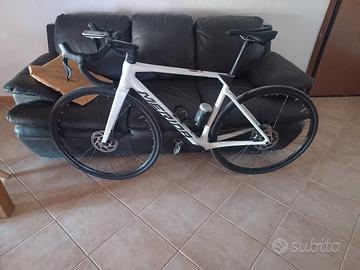  Bici da corsa Merida scultura 6000