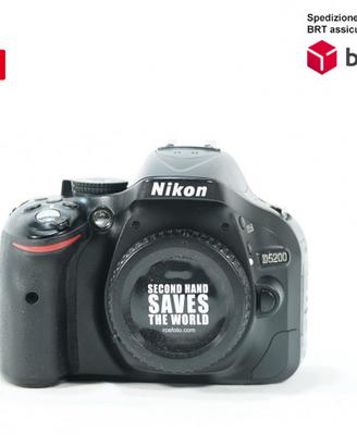 Nikon D5200