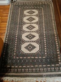 tappeto annodato a mano 