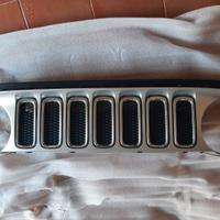 Mascherina argento jeep renegade