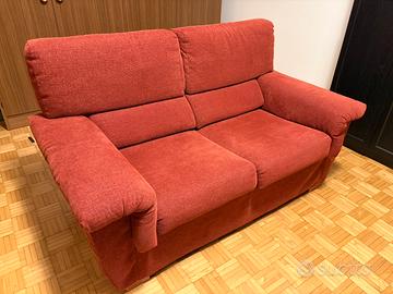 Divano 2 posti in tessuto rosso