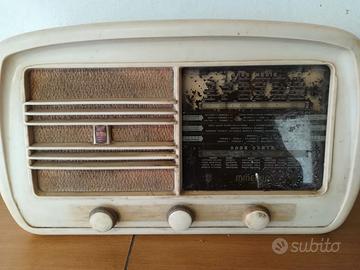 Radio Vintage modello Amalfi 525/2 minerva