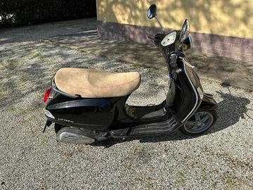 Vespa lx 125