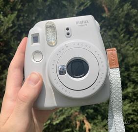 instax mini 9 mai usata 