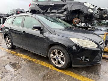 FORD FOCUS SW RICAMBI USATI