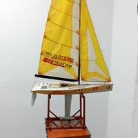 modellino barca telecom