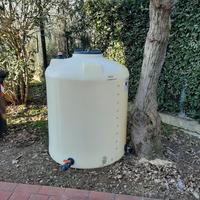 CISTERNA CON VALVOLE DI SCARICO
