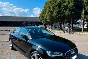 Audi A3 sedan limousine 1.6 TDI 110cv Nero
