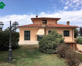 VILLA SINGOLA A SAN CESAREO