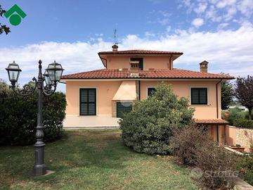 VILLA SINGOLA A SAN CESAREO