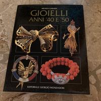 Gioielli anni 40 e 50