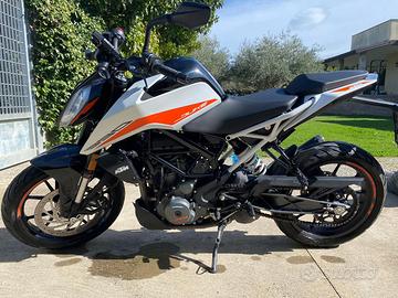 Ktm duke 390