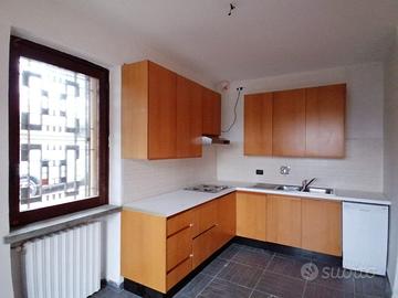 Cucina angolare completa + CAMERA BIMBO IN OMAGGIO