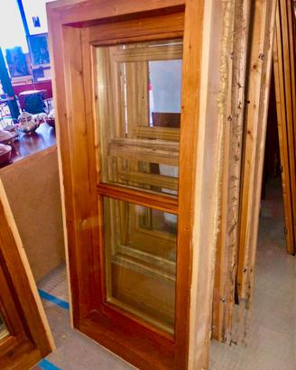 Serramenti in abete massiccio con vetri Thermopan