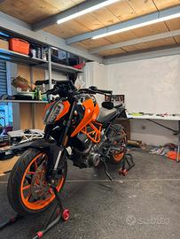 KTM Duke 390