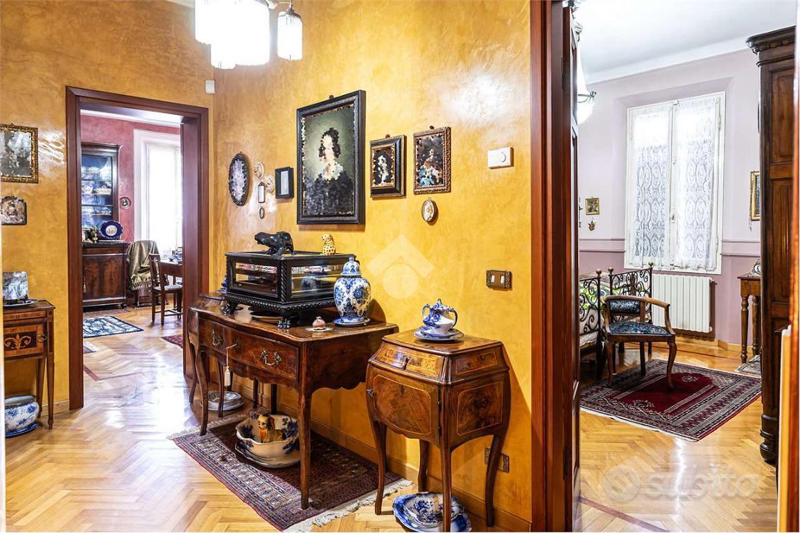VILLA SINGOLA A REGGIO NELL'EMILIA - Vista 2