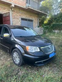 Lancia Voyager