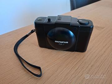 Fotocamera Olympus XA1