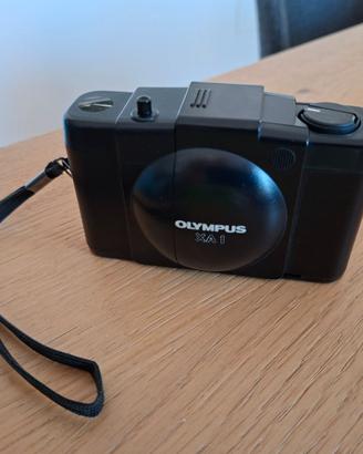 Fotocamera Olympus XA1