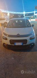 auto in buone condizioni 