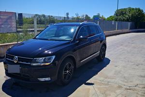 VOLKSWAGEN Tiguan 2.0 TDI SCR DSG Style BlueMotion