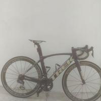 Bici da strada trek Madone