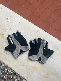 Guanti per sport