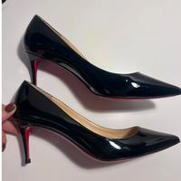 Christian Louboutin So Kate tacco medio