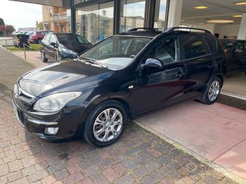Hyundai i30 CW 1.6 CRDi VGT 16V 115CV Active