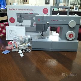 Singer Heavy Duty 4432 macchina da cucito