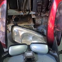 Kit Opel Corsa C 2000-2006 fari, centralina e spec