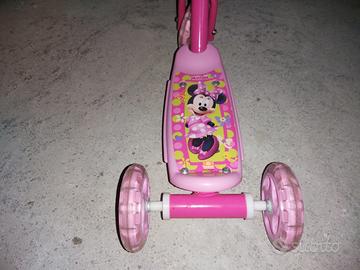 Monopattino 3 ruote Minnie
