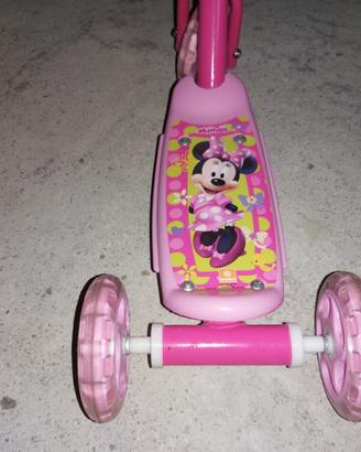 Monopattino 3 ruote Minnie