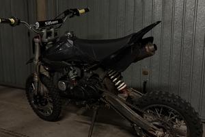 Pit bike 125