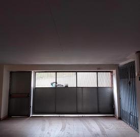 Posto auto coperto in zona centrale a Matera