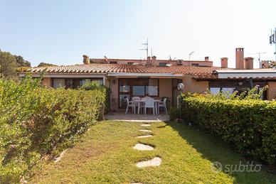 Villetta a schiera con vista mare