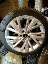 Gomme e cerchi Audi nuovi in ottime 215/65 R17