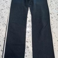 1 Pantalone Tuta Jennifer E 1 Pantalone Domyos 