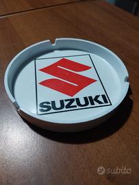 Posacenere in abs Suzuki