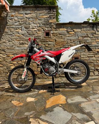 Honda cre 125 2t