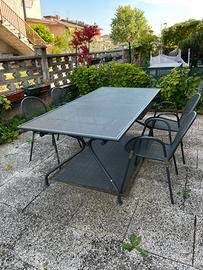 Tavolo e sedie da giardino Emu