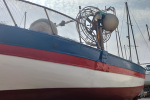 Barca da pesca con licenza